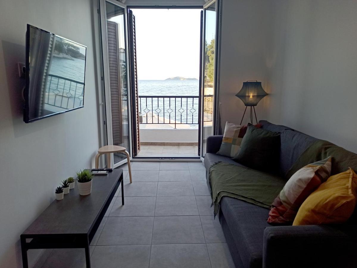 Ps House Old Port - Ps Rental Скиатос Екстериор снимка